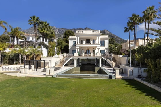Villa in Marbella Golden Mile, Marbella With 24h Security, picture 1