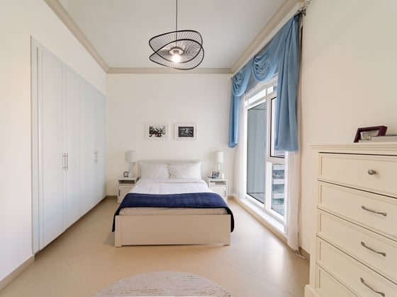 Upgraded | Marina View | Furnished......, picture 13