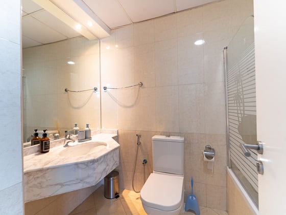 Upgraded | Marina View | Furnished......, picture 14