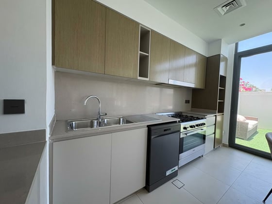 Single Row | Prime Location | Tenanted.., picture 2