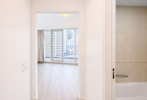 Spacious 4-bedroom apartment with a maid’s room for sale, picture 4