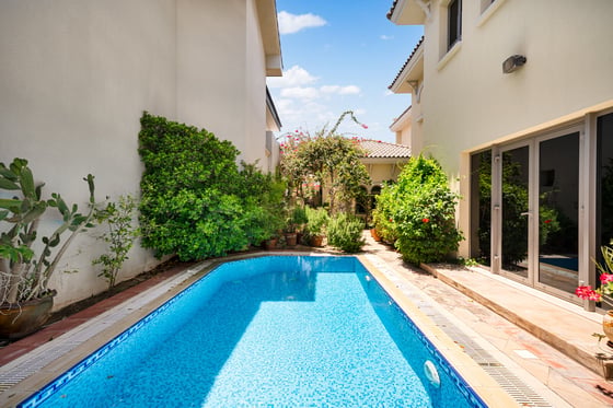 Partially Upgraded | Premium Location | Immaculate, picture 10