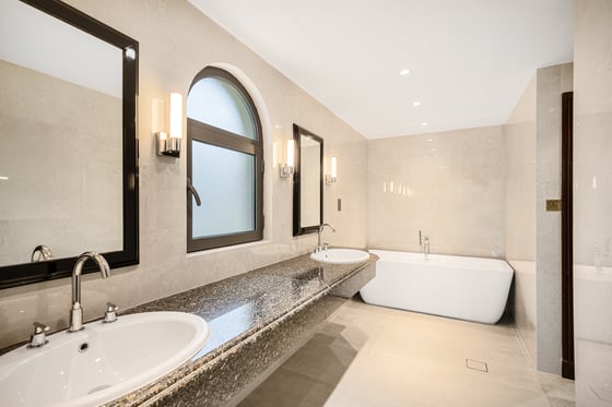Partially Upgraded | Premium Location | Immaculate, picture 7
