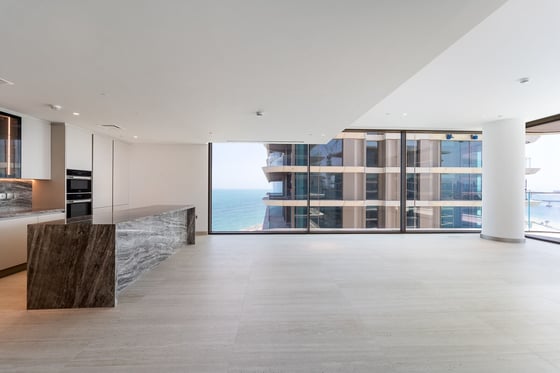 Exclusive Unit with Full Sea and Palm Views, picture 5