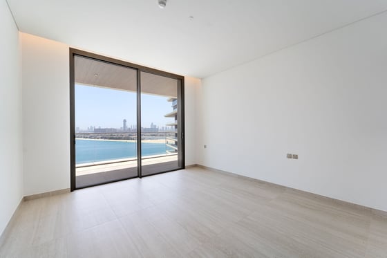 Exclusive Unit with Full Sea and Palm Views, picture 13