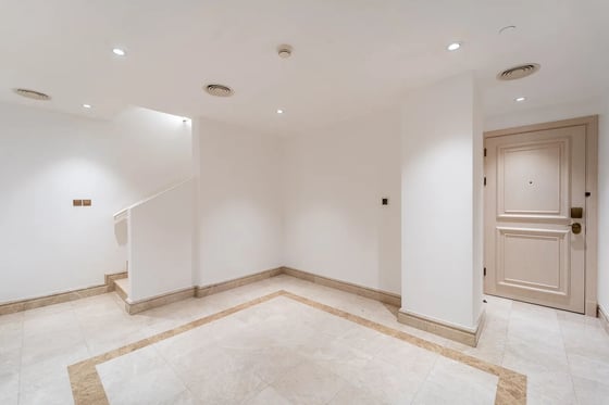 Fully Renovated | Triplex | Exceptional Space, picture 14