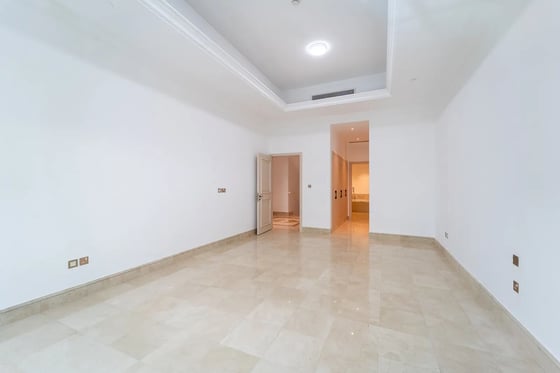 Fully Renovated | Triplex | Exceptional Space, picture 10
