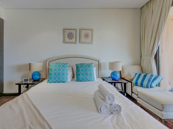 Lagoon and Skyline View  | Beach Access | Vacant, picture 8