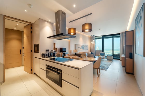 Fully Furnished  |  Sea View | Bills Included, picture 4