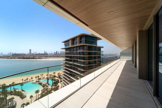 Exclusive Unit with Full Sea and Palm Views, picture 2