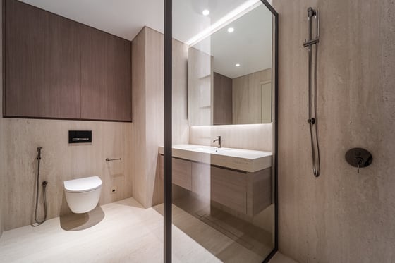 Exclusive Unit with Full Sea and Palm Views, picture 21