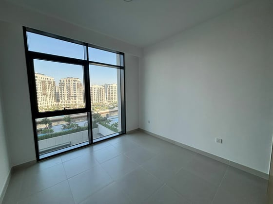 Corner Unit | Canal Views | Bright and Spacious, picture 8