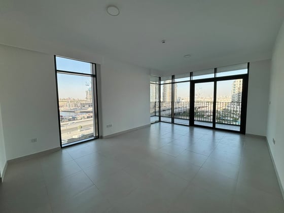 Corner Unit | Canal Views | Bright and Spacious, picture 14