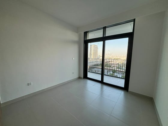 Corner Unit | Canal Views | Bright and Spacious, picture 9