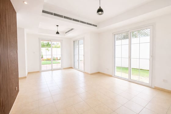 Lowest Priced 4E | Vacant  | Prime Location, picture 2
