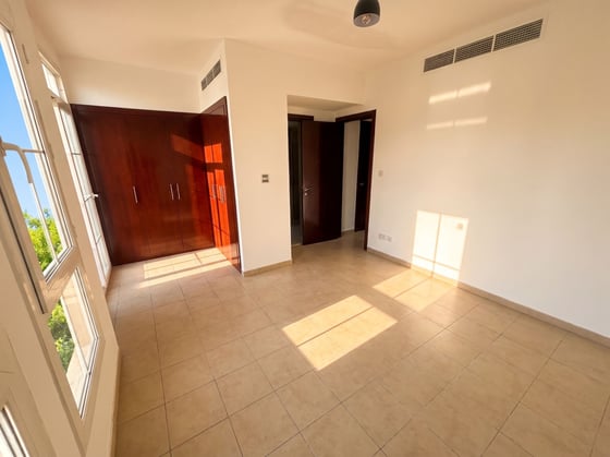 Lowest Priced 4E | Vacant  | Prime Location, picture 12
