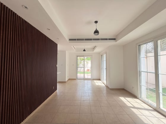 Lowest Priced 4E | Vacant  | Prime Location, picture 11