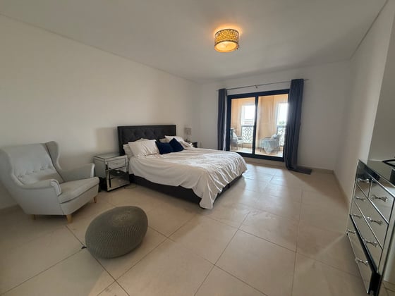 Exclusive | Vacant On Transfer | Partial Sea View, picture 13