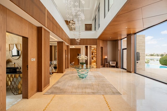 Renovated | Rare Dual View | Private Beach Access, picture 2