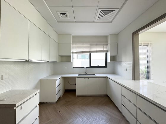 Ready To Move In | Internal | Landscaped, picture 5