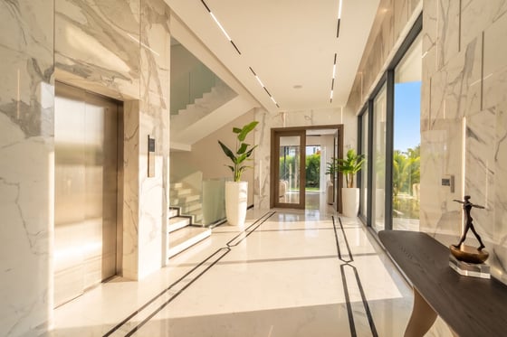 Custom Villa | Turn Key | Brand New....., picture 3