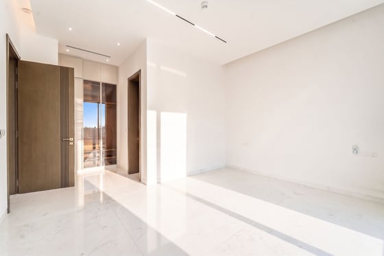 Custom Villa | Turn Key | Brand New....., picture 13