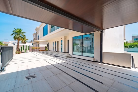 Custom Villa | Turn Key | Brand New....., picture 2