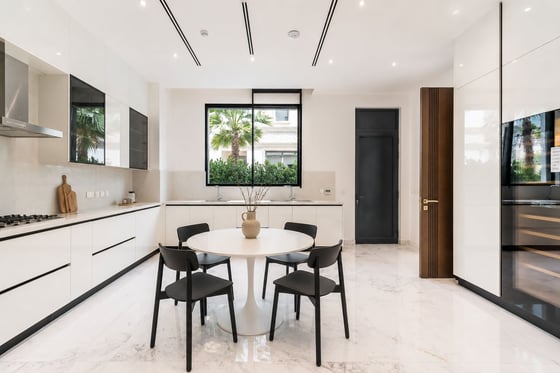 Custom Villa | Turn Key | Brand New....., picture 12