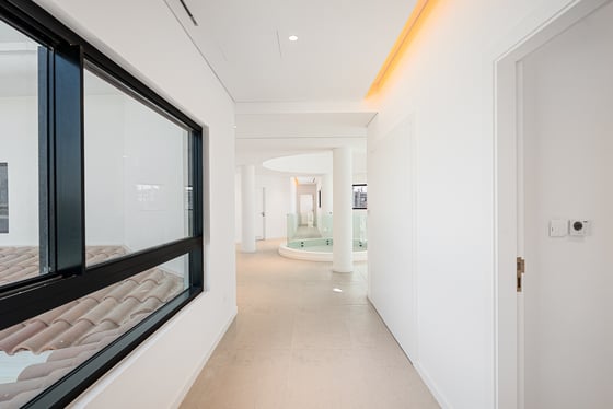 Close To Tip | Fully Upgraded | Prime Location, picture 8