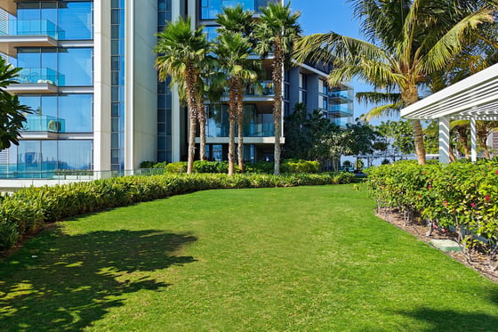 Brand-New | Fully Furnished | Vacant Now, picture 13