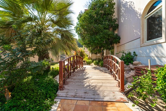 Uniquely Classic Villa |  Premier Location | GCC, picture 1