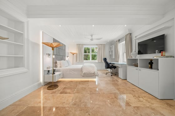 Jungle Cove, Iconic Beachfront Estate, picture 21