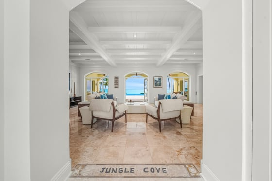 Jungle Cove, Iconic Beachfront Estate, picture 12