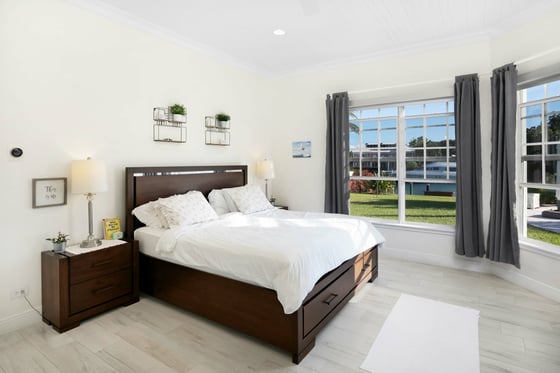 Contemporary Canal Front Residence - MLS 66072, picture 9