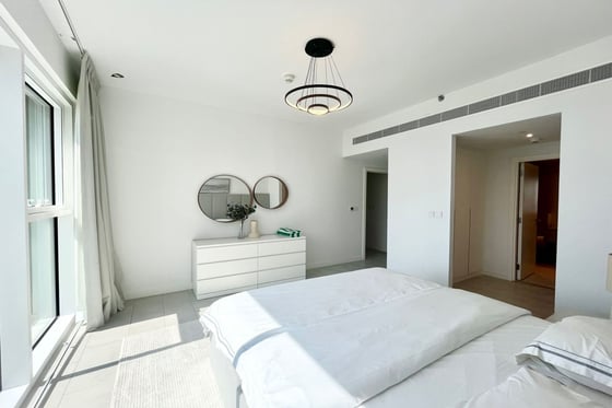 Furnished | Corner Unit | Panoramic Sea View, picture 12