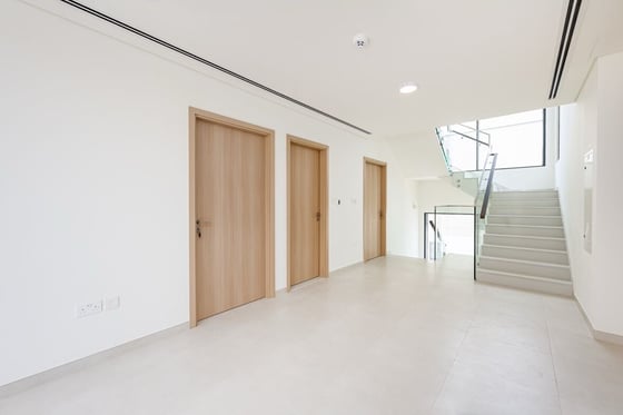 4BR+Maid's | Standalone G+1 | Single Row, picture 8
