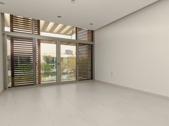 Phase 1/2 | Contemporary A | Near Lagoon, picture 9