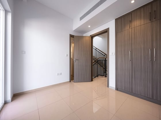 Close to Entrance | Corner Unit | Brand New, picture 8