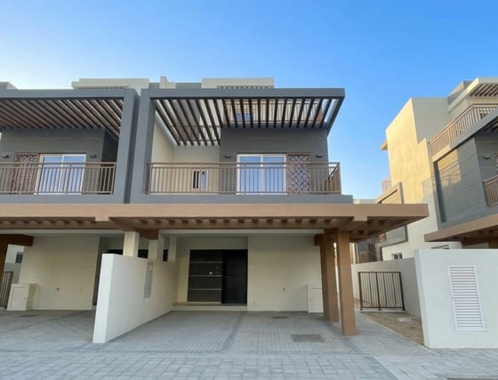 Close to Entrance | Corner Unit | Brand New, picture 1