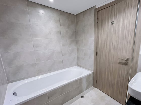 Close to Entrance | Corner Unit | Brand New, picture 11