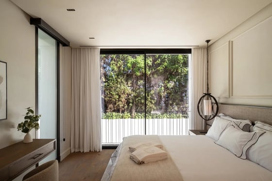 A striking contemporary villa nestled in Marbella heart., picture 11
