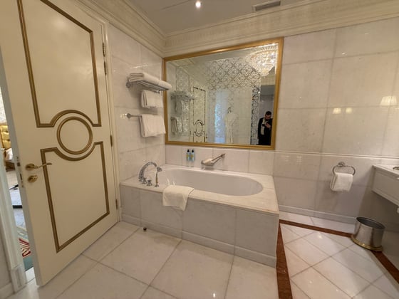 5 Star Hotel Investment | Portfolio Sale | Branded, picture 6