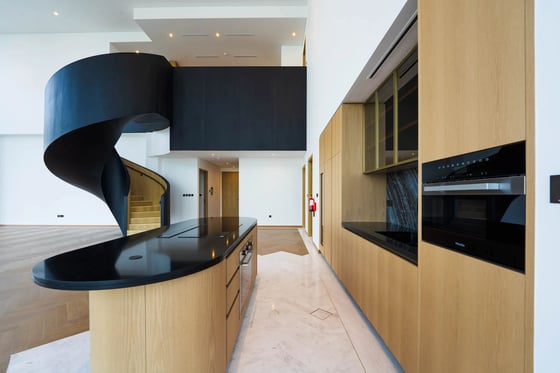 5-bed duplex penthouse for sale at Jumeirah Living, picture 5