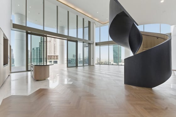 5-bed duplex penthouse for sale at Jumeirah Living, picture 2