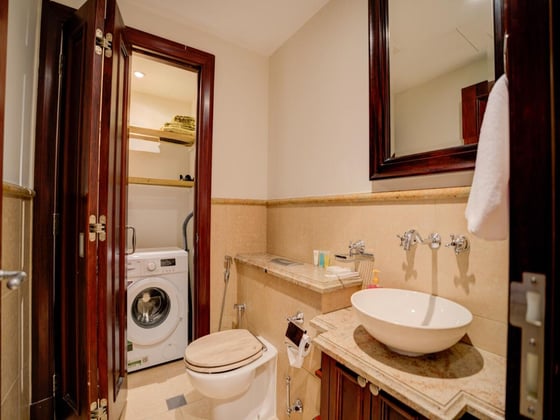 Burj Khalifa View | Garden Unit | Furnished, picture 6