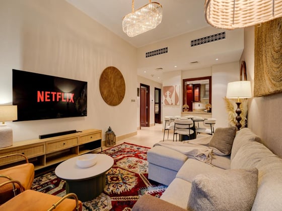 Burj Khalifa View | Garden Unit | Furnished, picture 3