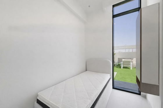Single Row | True Corner | Landscaped Garden, picture 8