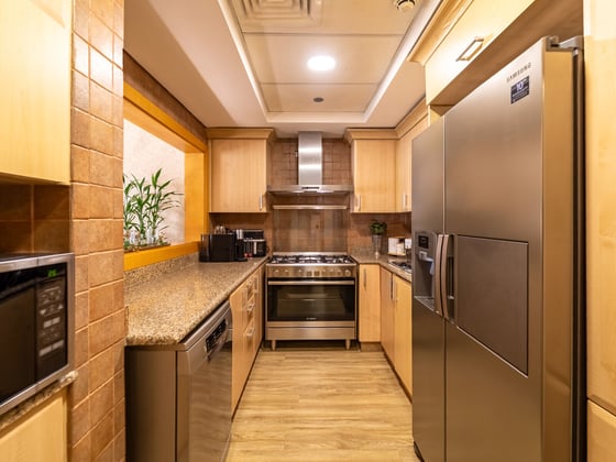 Vacant On Transfer | High Floor | Beach Access, picture 9