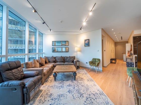 HIGH VALUE UPGRADES | FULLY FURNISHED | VOT, picture 2