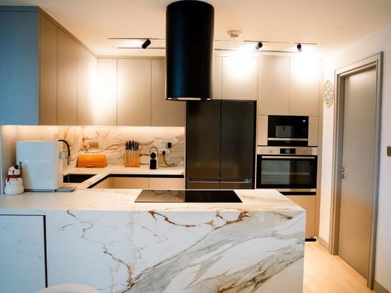 HIGH VALUE UPGRADES | FULLY FURNISHED | VOT, picture 6